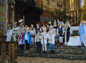 Jasełka Bożonarodzeniowe w Kościele Parafialnym w Gorzkowicach
