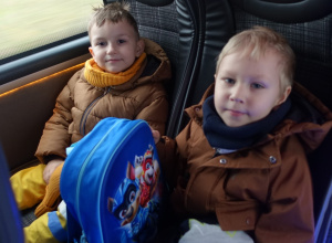 Wyjazd dzieci na wycieczkę do Centrum Zabaw „Edan” z Przedszkola Samorządowego w Gorzkowicach.