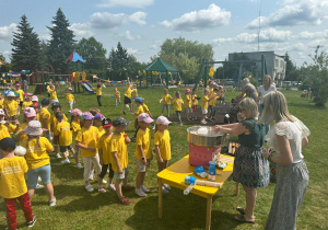 Zdjęcie 128 na 133
