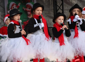 Występ naszych przedszkolaków na JARMARKU BOŻONARODZENIOWYM w Gorzkowicach.